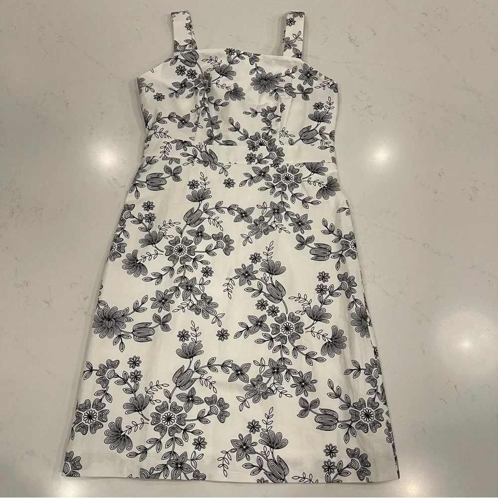 Ann Taylor White Mini Dress with Black Floral Print - Picture 1 of 5